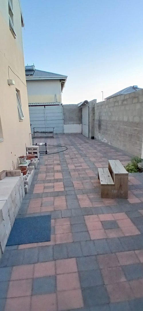 2 Bedroom Property for Sale in Harmony Village Western Cape